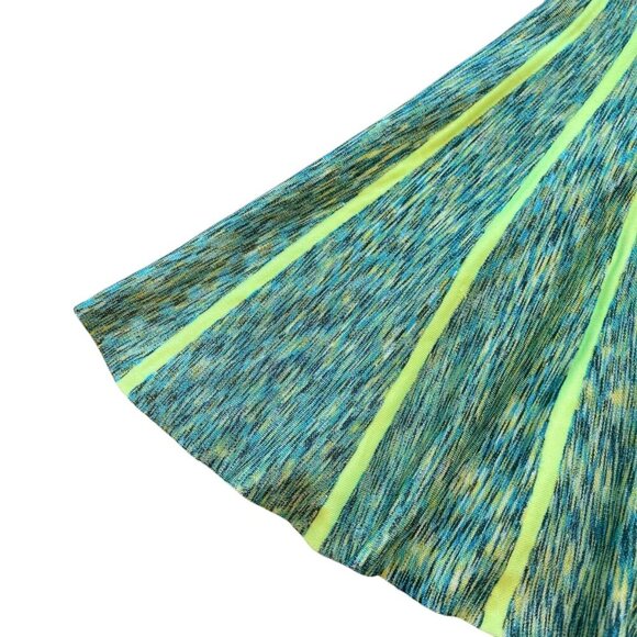 Bebe Space Dye Fit & Flare Dress Sleeveless Bold Stretch V-Neck Size Small NWT - Picture 5 of 11